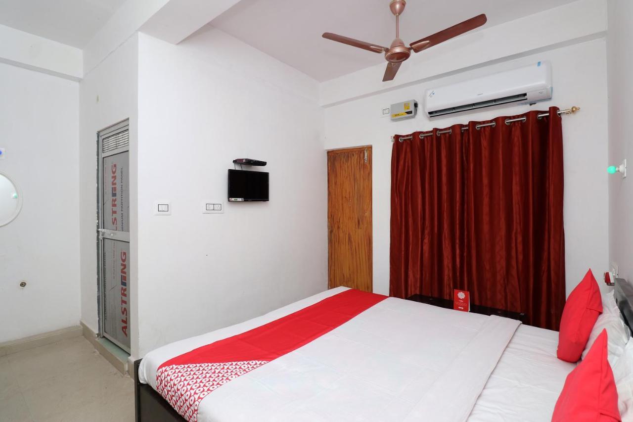 OYO 28298 Nalanda Guest House Extérieur photo